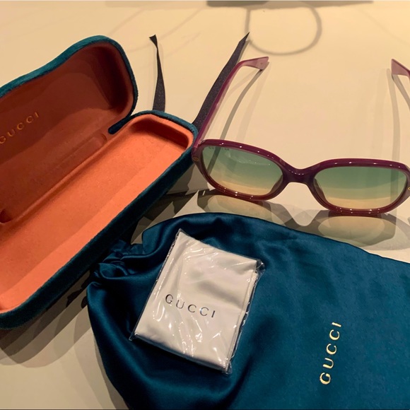 Gucci Sunglasses - Picture 4 of 4